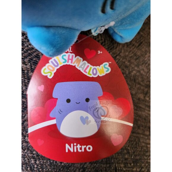 Squishmallows Nitro the Hammerhead Shark 5 Inch With Hearts - Picture 2 of 3